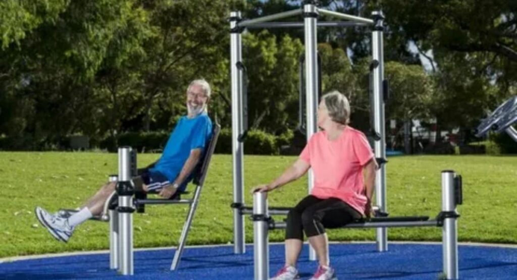 Outdoor Exercise Equipment for Seniors: Safe, Low-Impact & Mobility-Friendly Picks